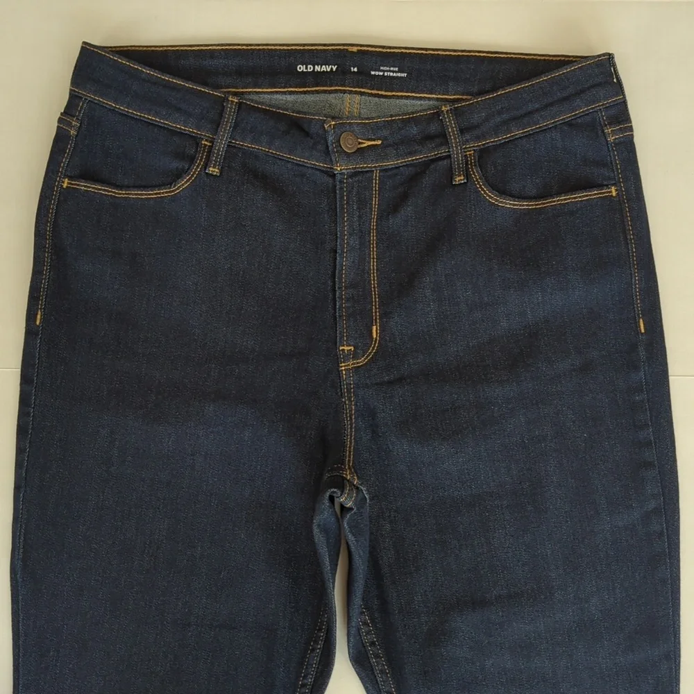 NWOT Old Navy High-Rise Wow Straight Denim Mom Jeans 14 Dark Wash Blue Pockets - Picture 6 of 13